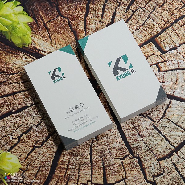 두꺼운 명함 아스트로 프리미엄 화이트지 질감